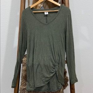 Cabi reveal tee in sage